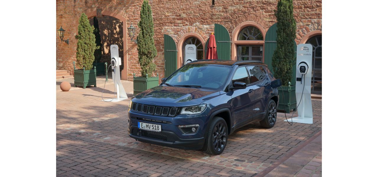 4xe | Offizielles Foto von Stellantis