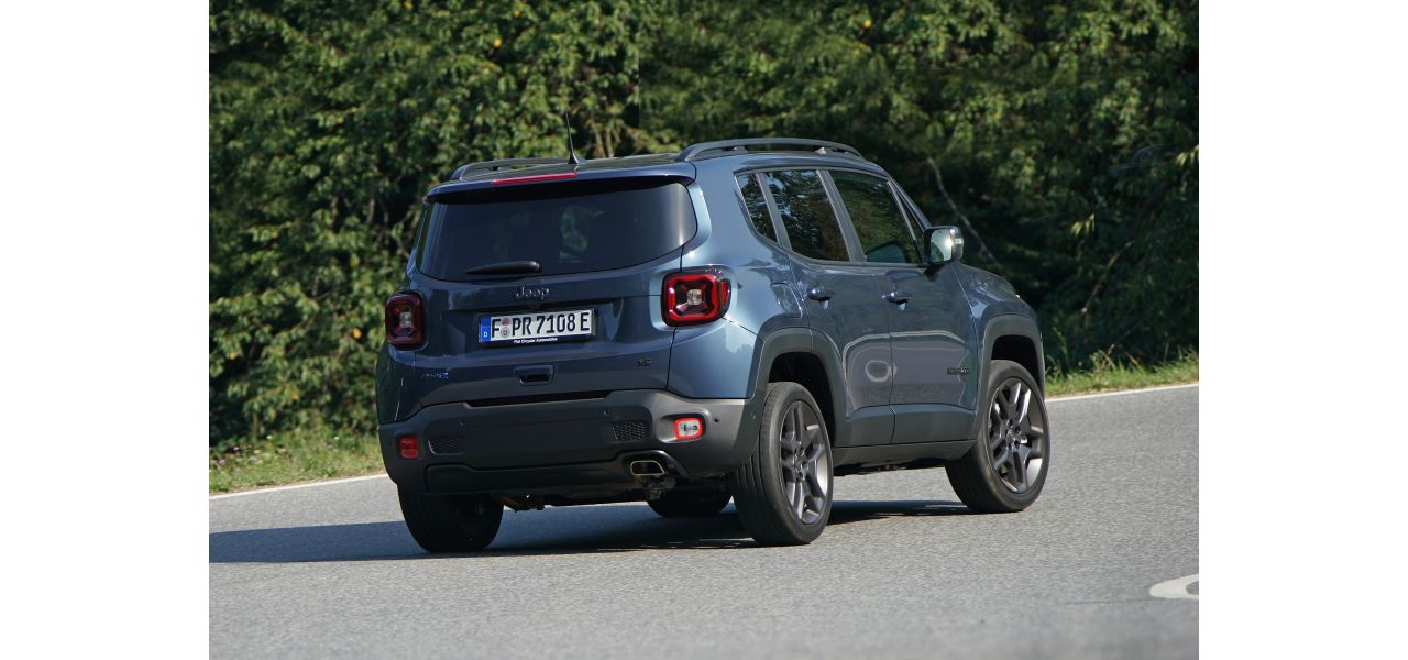 4xe | Offizielles Foto von Stellantis