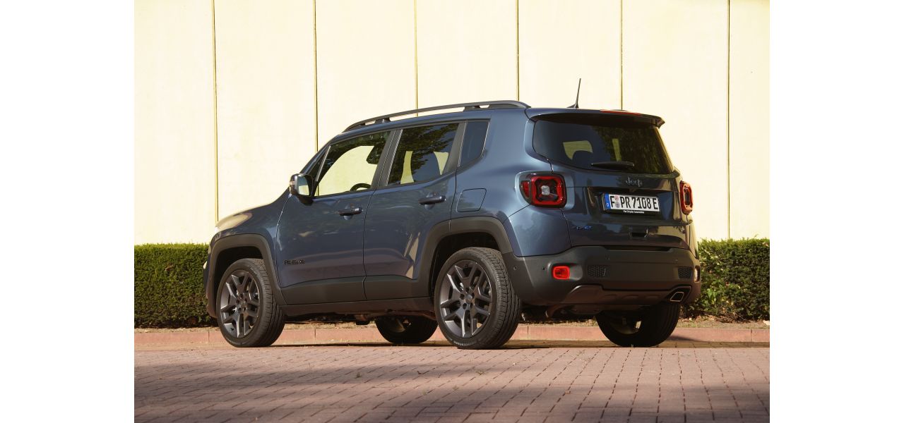 4xe | Offizielles Foto von Stellantis