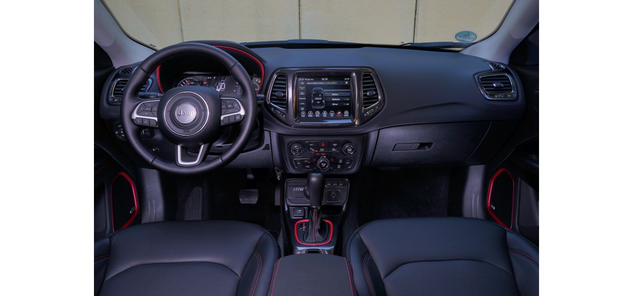 4xe | Offizielles Foto von Stellantis