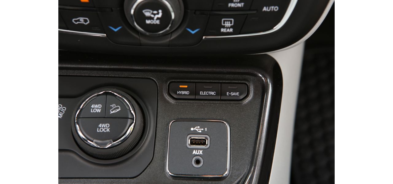 4xe | Offizielles Foto von Stellantis